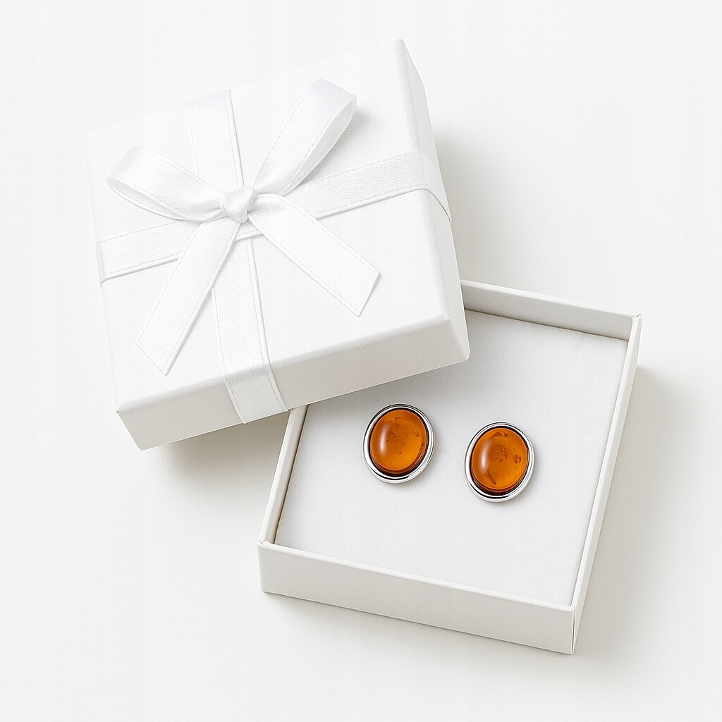 Kolczyki srebrne z naturalnym owalnym bursztynem próba 925 KB01 - obrazek 2